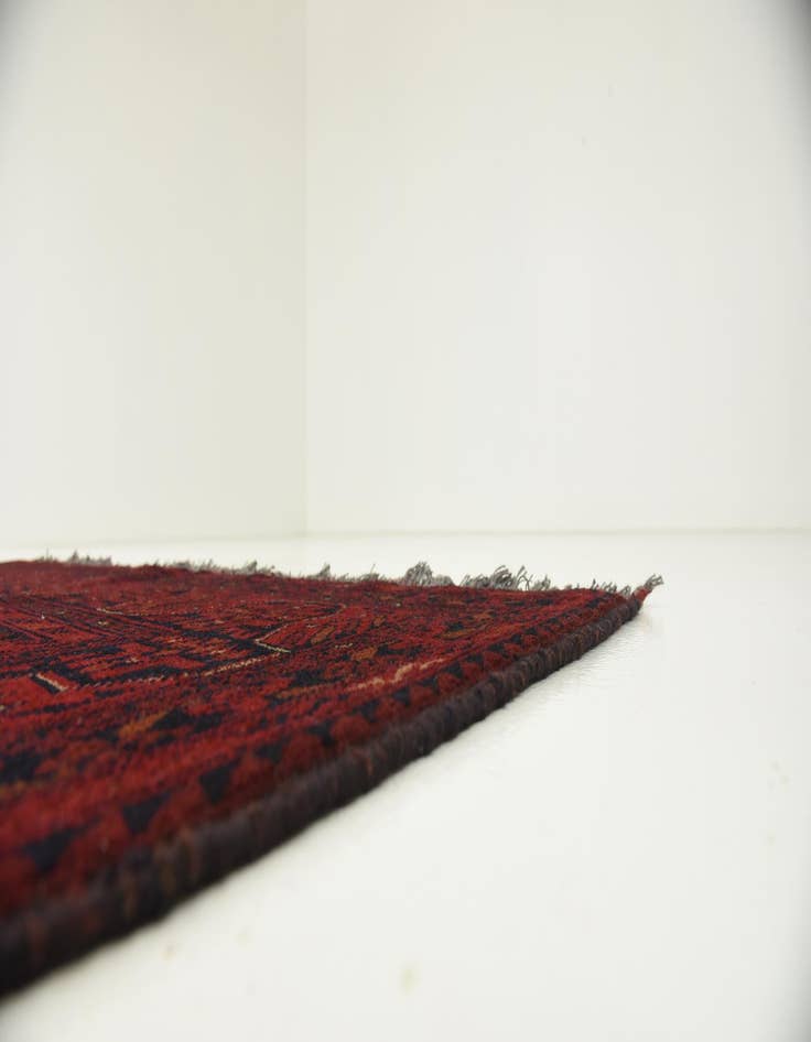 Detail image of 5' x 6' 8 Hand Knotted Khal Mohammadi Oriental Rug