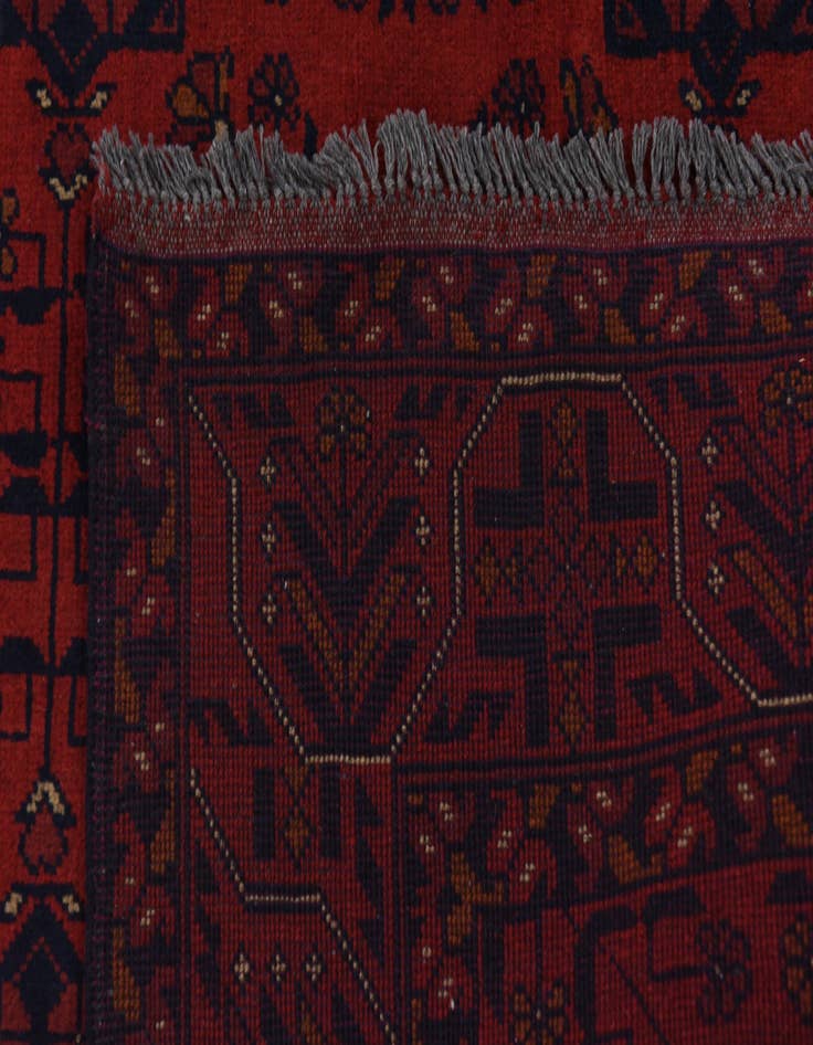 Detail image of 4' x 6' 7 Hand Knotted Khal Mohammadi Oriental Rug