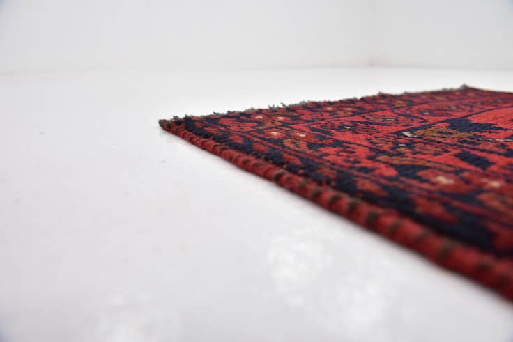 Detail image of 1' 10 x 3' 5 Hand Knotted Khal Mohammadi Rug