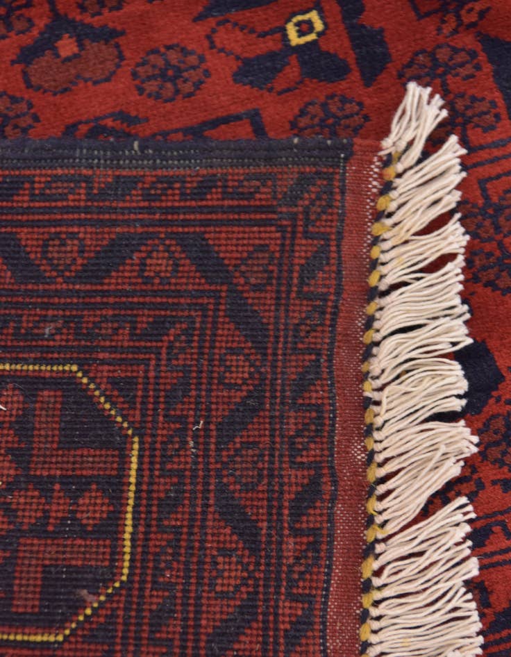 Detail image of 6' 8 x 9' 8 Hand Knotted Khal Mohammadi Oriental Rug