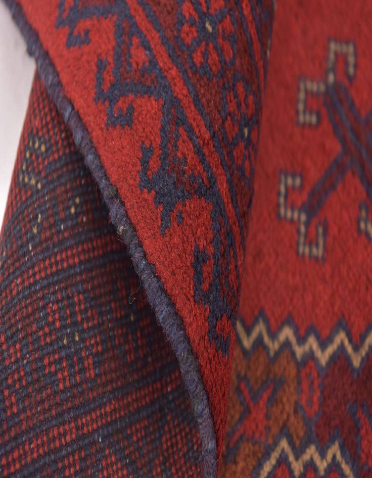 Detail image of 2' 5 x 4' 1  Hand Knotted Khal Mohammadi Wool Rug