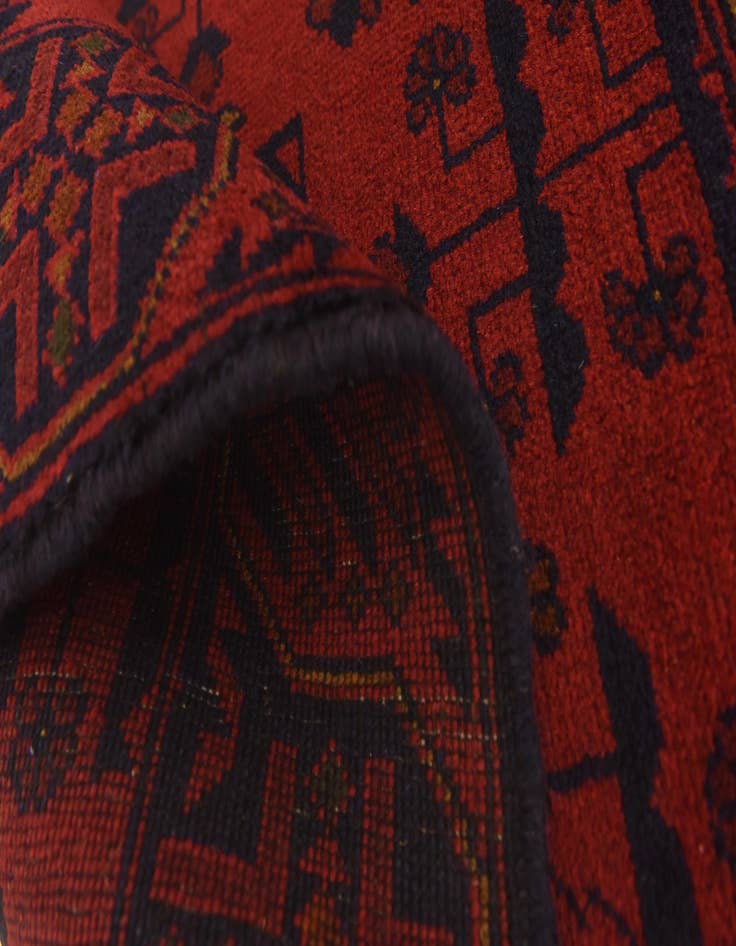 Detail image of 2' 8 x 4' 2  Hand Knotted Khal Mohammadi Wool Rug