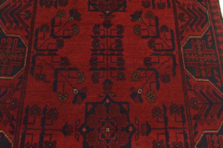 Detail image of 2' 8 x 4' 4 Hand Knotted Khal Mohammadi Wool Rug