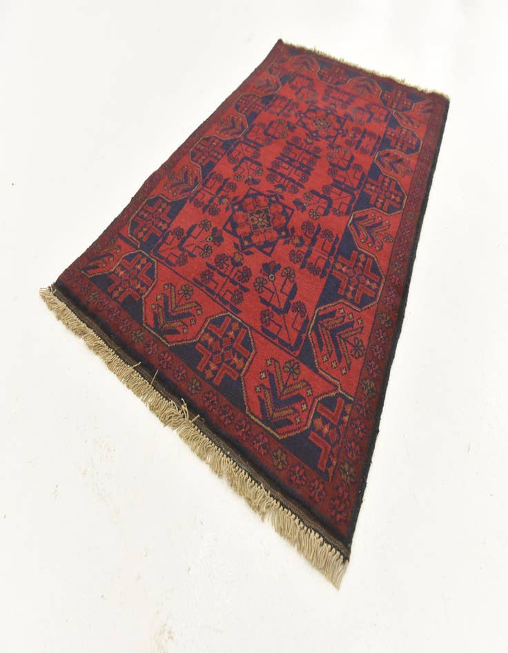 Detail image of 2' 7 x 4' 2 Hand Knotted Khal Mohammadi Wool Rug