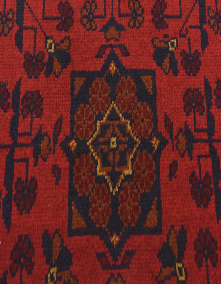 Detail image of 2' 6 x 4'  Hand Knotted Khal Mohammadi Wool Rug