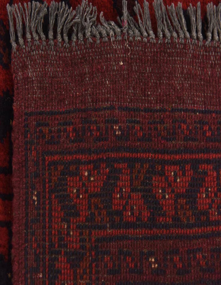 Detail image of 6' 10 x 9' 9 Hand Knotted Khal Mohammadi Wool Rug