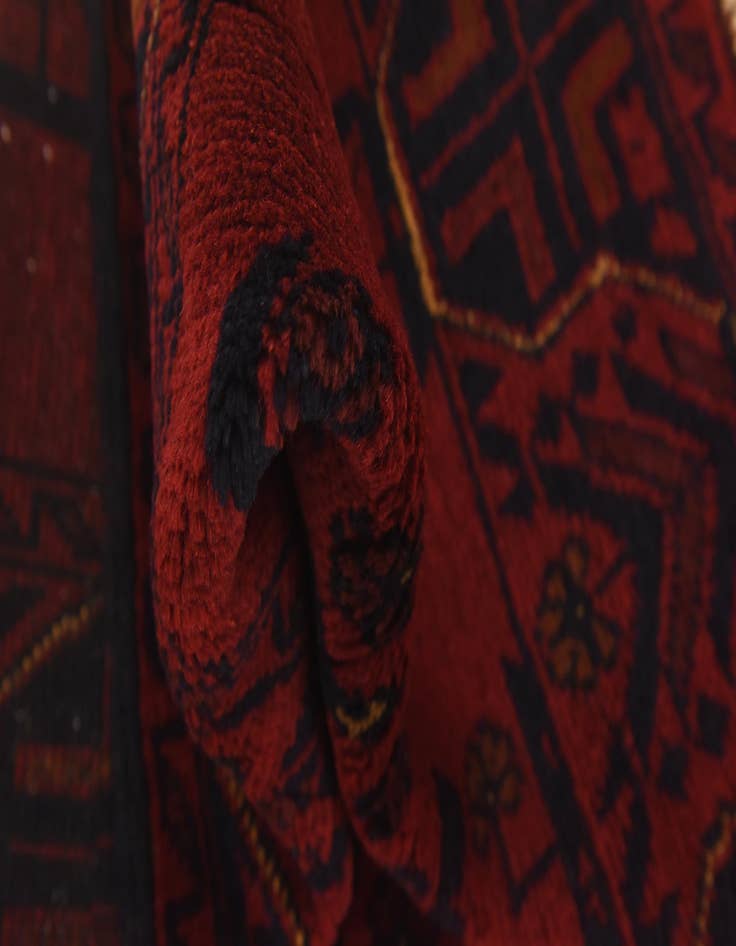 Detail image of 2' 8 x 4'  Hand Knotted Khal Mohammadi Wool Rug