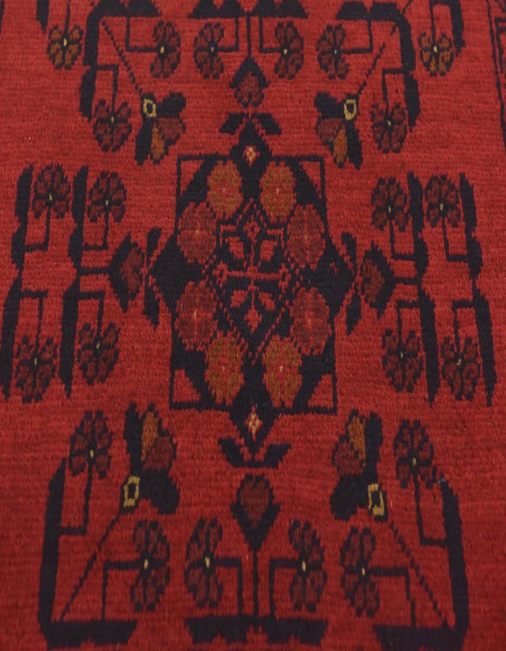 Detail image of 2' 8 x 4'  Hand Knotted Khal Mohammadi Wool Rug