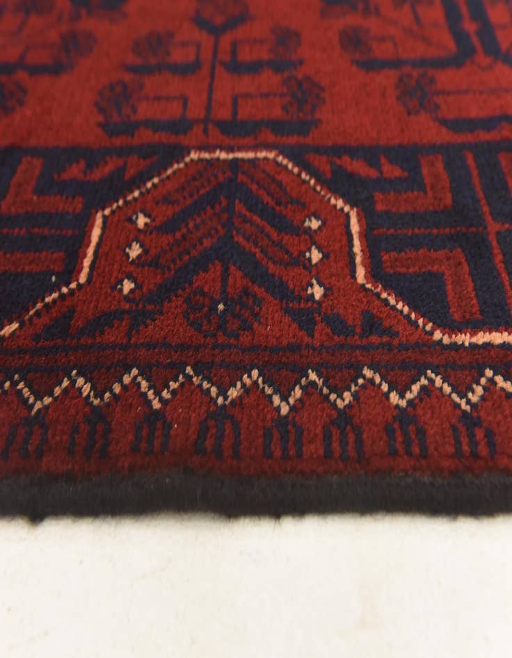 Detail image of 2' 7 x 4' 1  Hand Knotted Khal Mohammadi Wool Rug