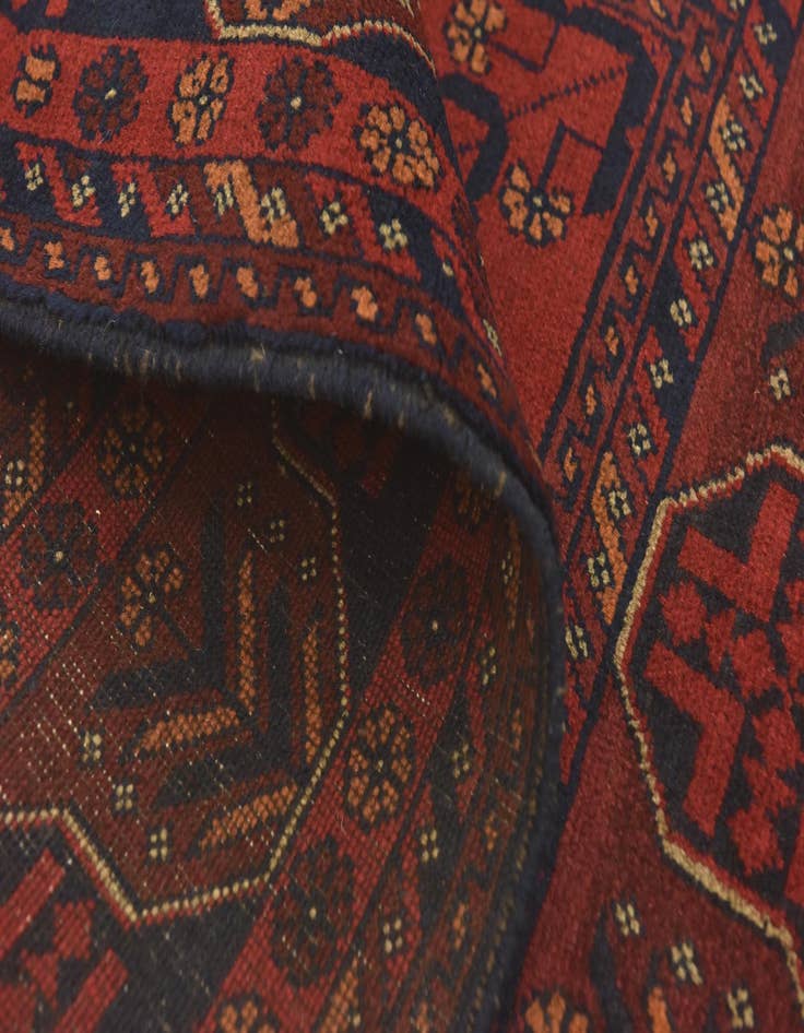 Detail image of 2' 5 x 4'  Hand Knotted Khal Mohammadi Wool Rug
