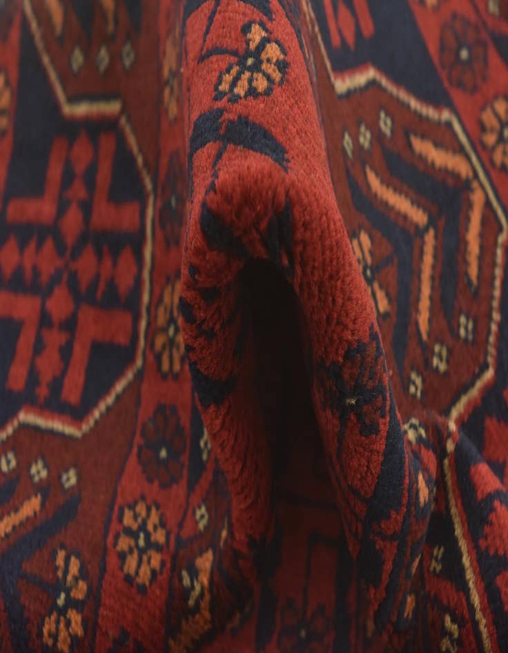 Detail image of 2' 5 x 4'  Hand Knotted Khal Mohammadi Wool Rug