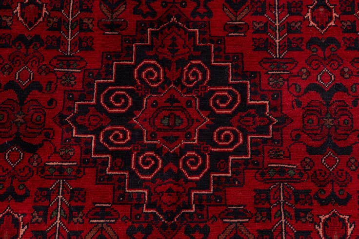 Detail image of 8' x 11' 7 Hand Knotted Khal Mohammadi Wool Rug