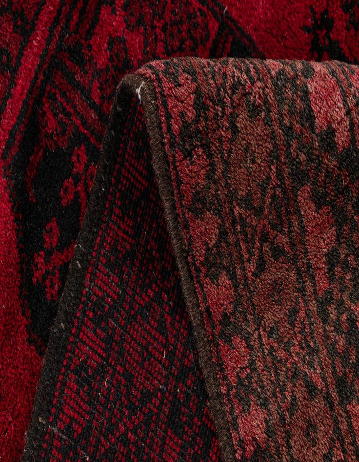 Detail image of 6' 7 x 9' 5 Hand Knotted Khal Mohammadi Wool Rug