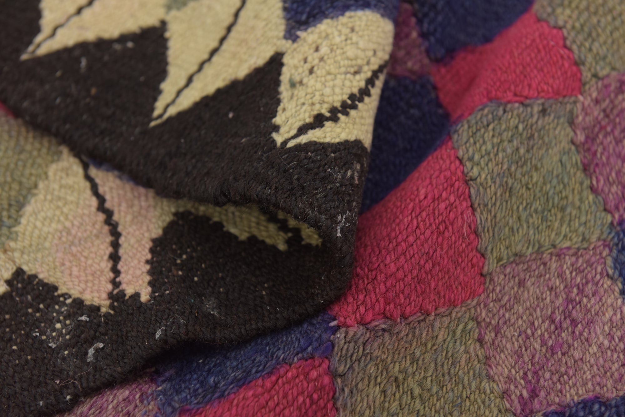 4' 6 x 8' Hand Woven Kilim Fars Wool Rug