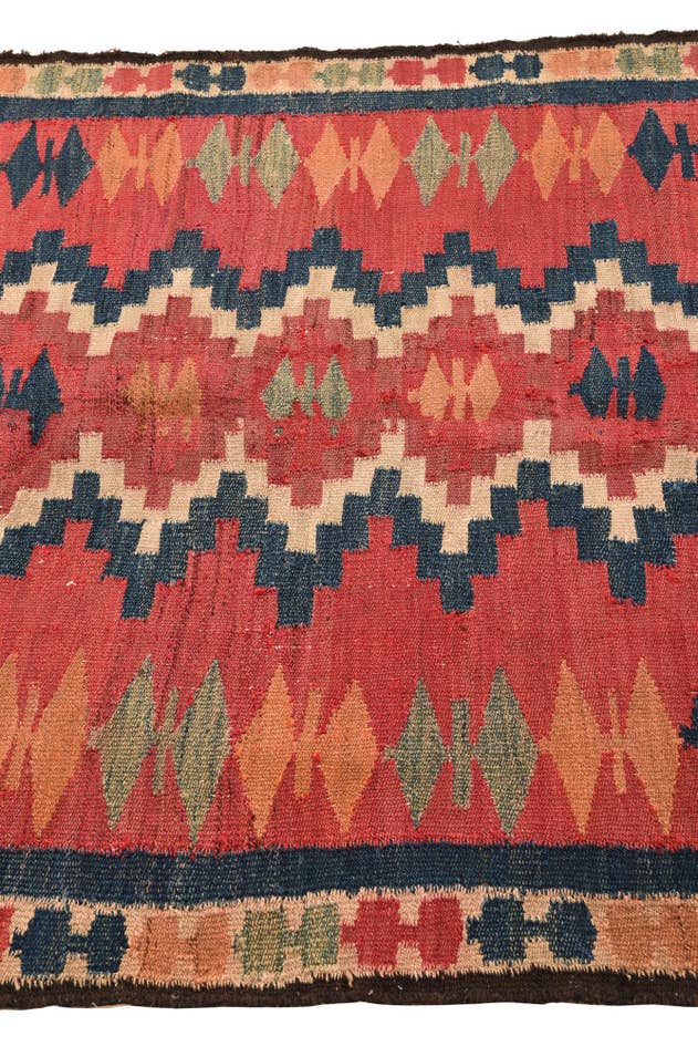Detail image of 4' 6 x 6' 7 Hand Woven Kilim Fars Wool Rug