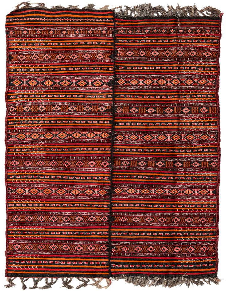 Detail image of 4' 9 x 9' 2 Hand Woven Kilim Fars Wool Rug