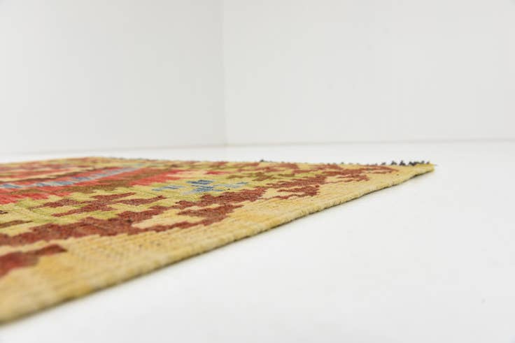 Detail image of 3' 4 x 6' 4 Hand Woven Kilim Maymana Wool Rug