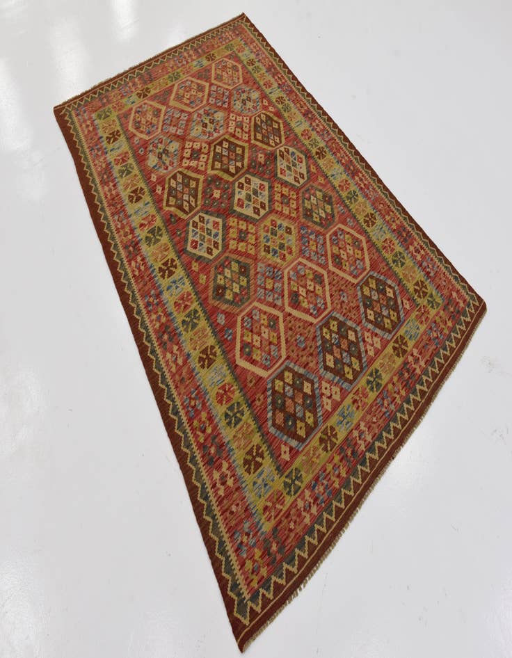 Detail image of 4' 8 x 6' 10 Hand Woven Kilim Maymana Wool Rug