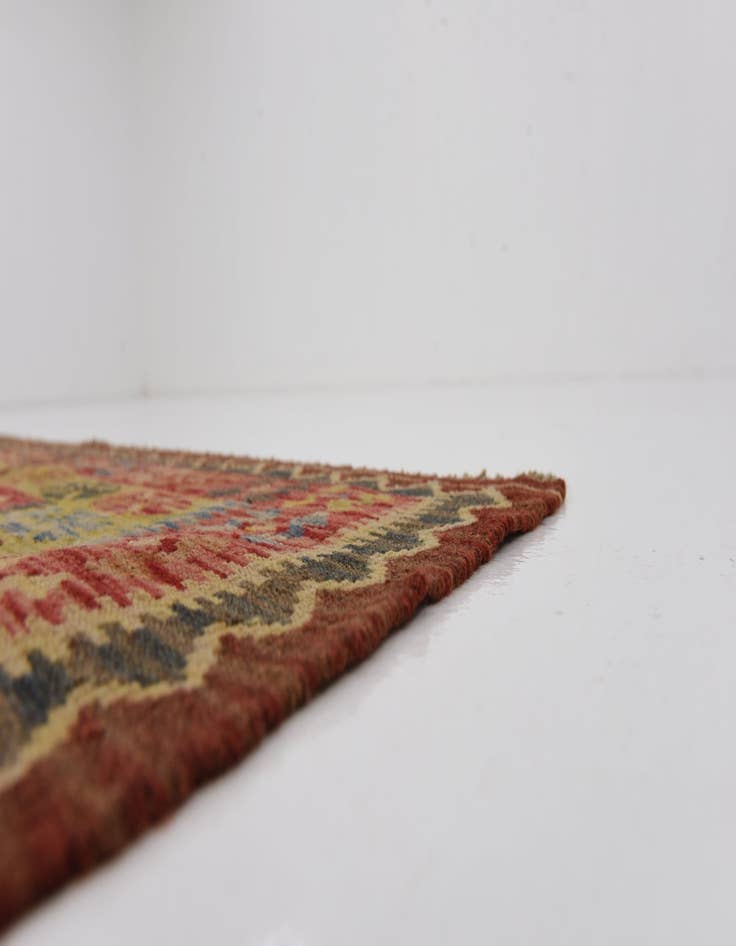 Detail image of 4' 8 x 6' 10 Hand Woven Kilim Maymana Wool Rug