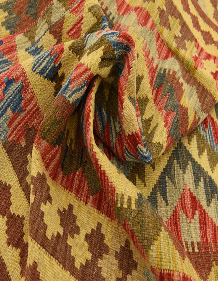 Detail image of 3' 2 x 5'  Hand Woven Kilim Maymana Wool Rug