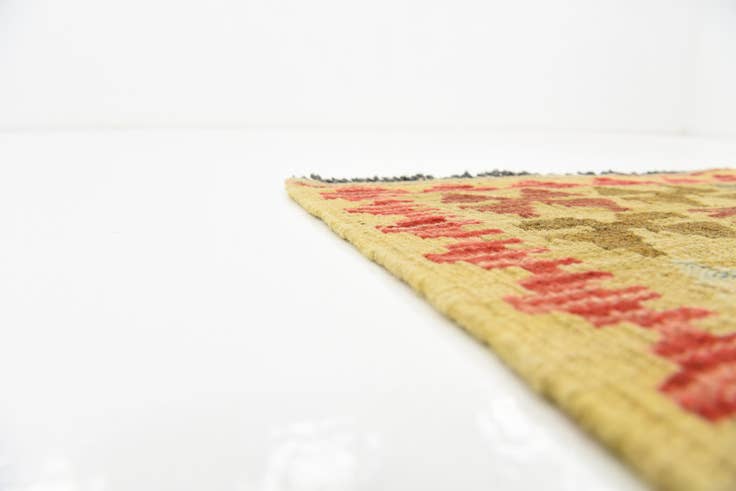 Detail image of 3' 3 x 5' Hand Woven Kilim Maymana Wool Rug