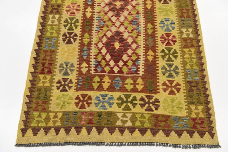 Detail image of 3' 8 x 6' 2 Hand Woven Kilim Maymana Wool Rug