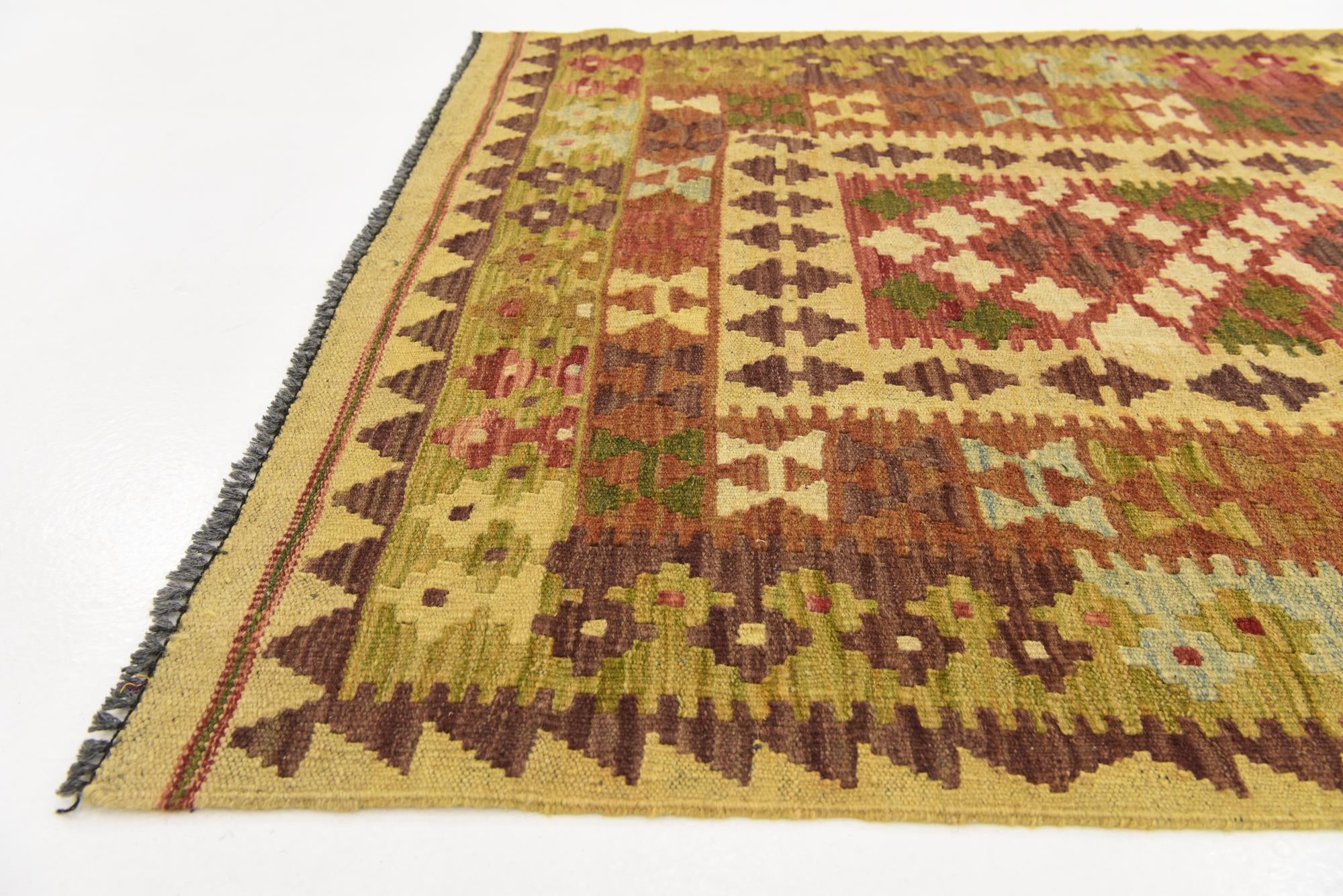 3' 4 x 5' 5 Hand Woven Kilim Maymana Wool Rug