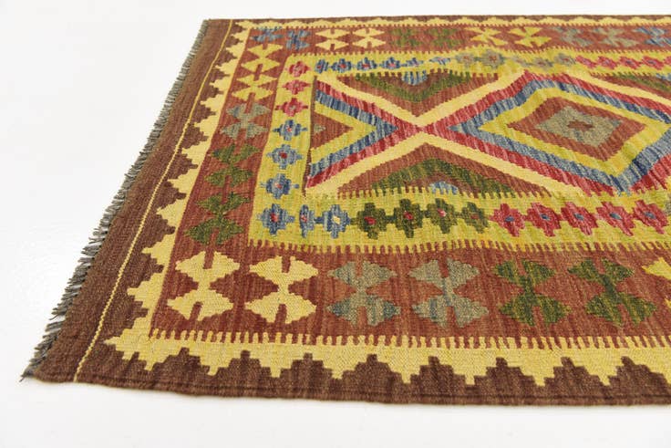 Detail image of 3' 3 x 5' 3 Hand Woven Kilim Maymana Wool Rug