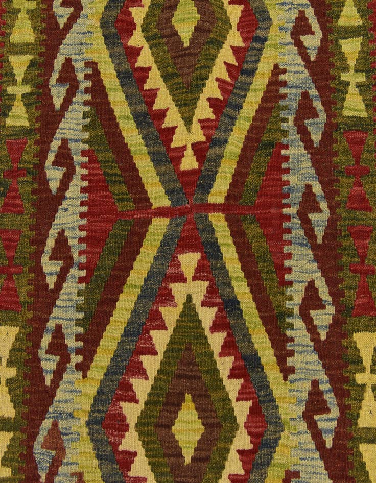 Detail image of 3' 5 x 5' 3  Hand Woven Kilim Maymana Wool Rug