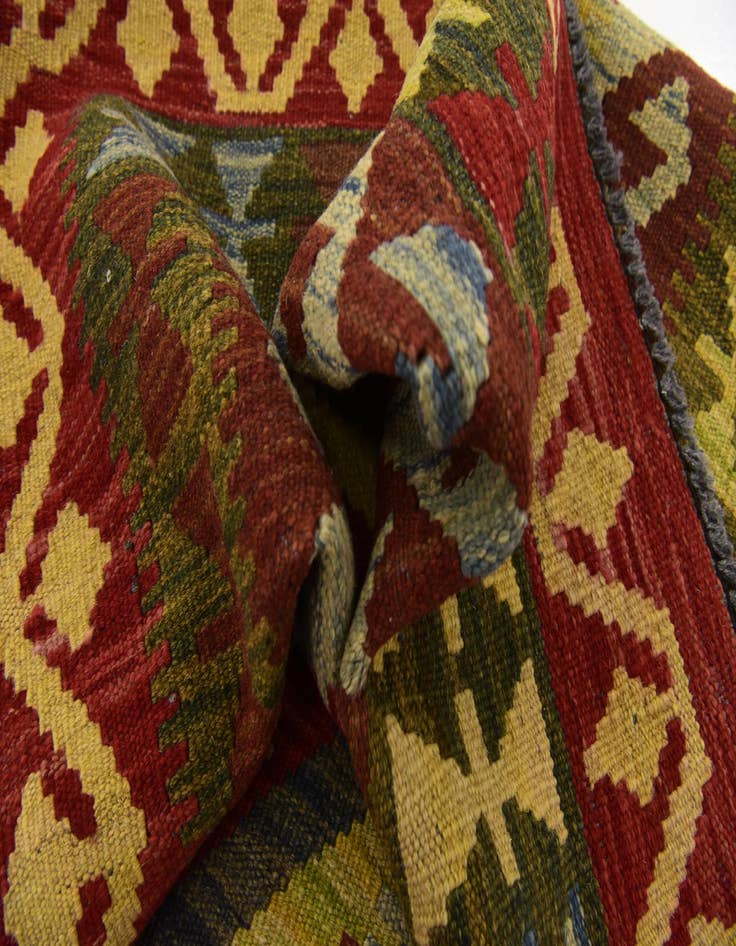 Detail image of 3' 5 x 5' 3  Hand Woven Kilim Maymana Wool Rug