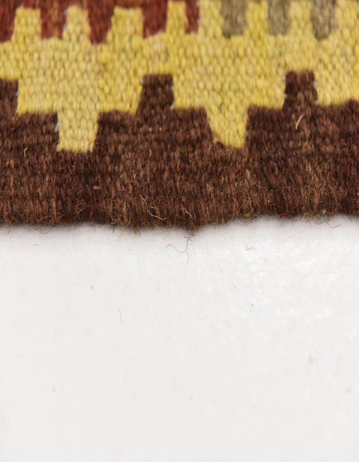 Detail image of 3' 5 x 6' 5 Hand Woven Kilim Maymana Wool Rug