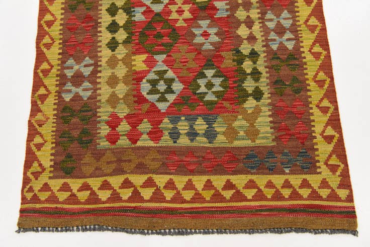 Detail image of 3' 4 x 6' 3 Hand Woven Kilim Maymana Wool Rug
