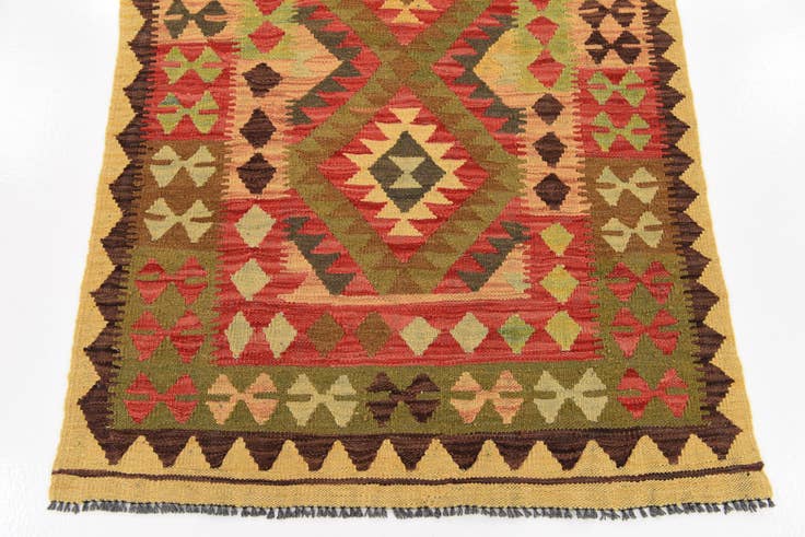 Detail image of 3' 3 x 5' Hand Woven Kilim Maymana Wool Rug