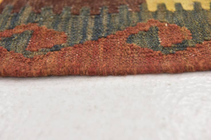 Detail image of 3' 2 x 5' Hand Woven Kilim Maymana Wool Rug