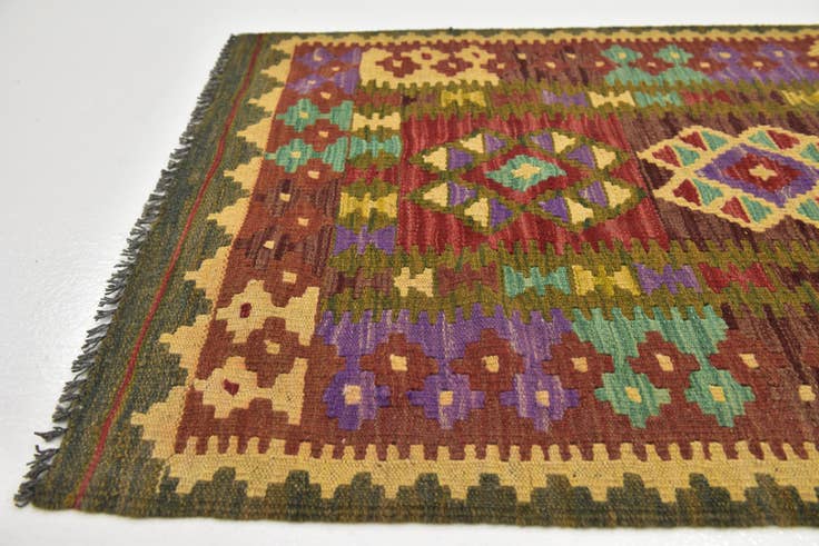 Detail image of 2' 9 x 4' 2 Hand Woven Kilim Maymana Wool Rug
