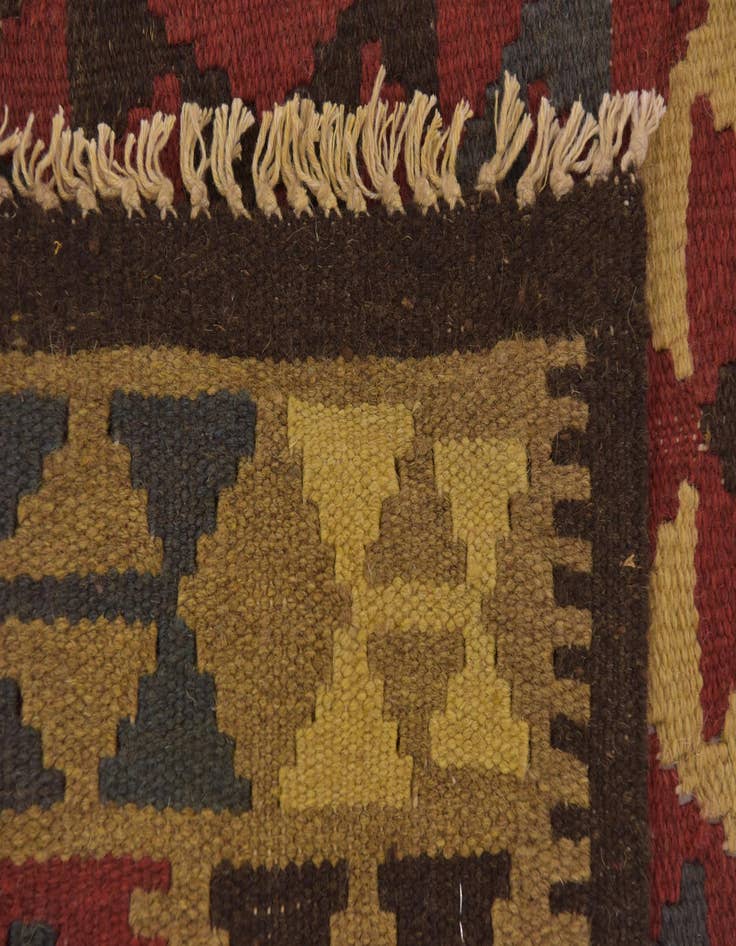 Detail image of 3' 5 x 6' 5  Hand Woven Kilim Maymana Wool Rug