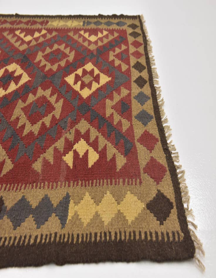 Detail image of 5' x 8' 5  Hand Woven Kilim Maymana Wool Rug