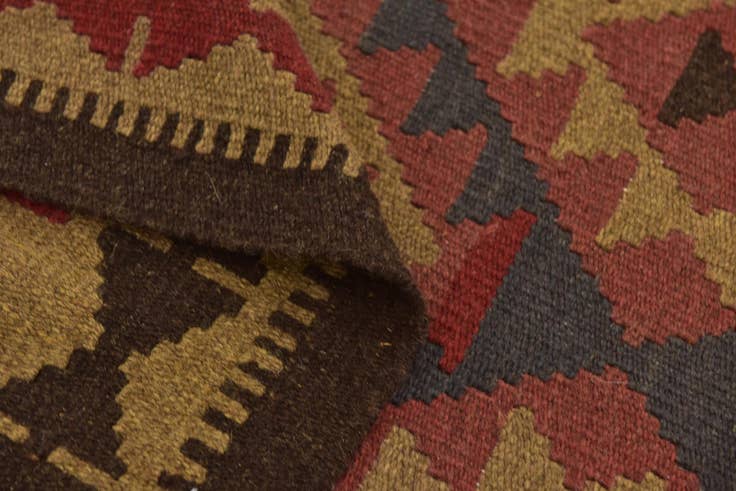Detail image of 5' 4 x 8' Hand Woven Kilim Maymana Wool Rug
