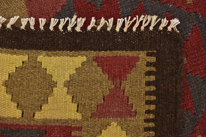 5' 4 x 8' Hand Woven Kilim Maymana Wool Rug