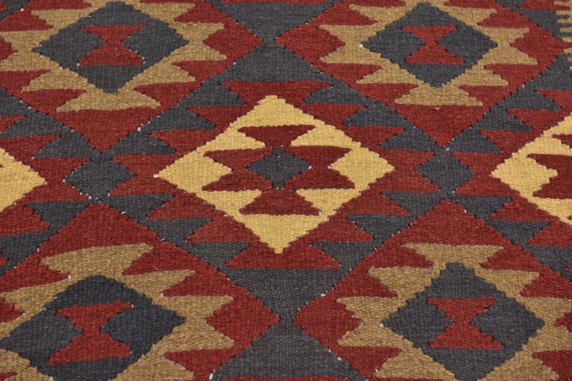 4' 9 x 8' 4 Hand Woven Kilim Maymana Wool Rug