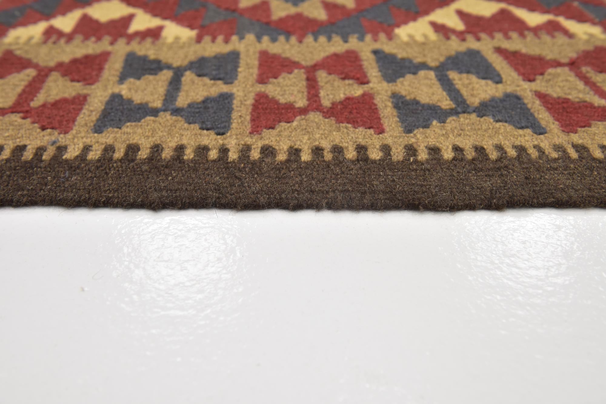 4' 9 x 8' 4 Hand Woven Kilim Maymana Wool Rug
