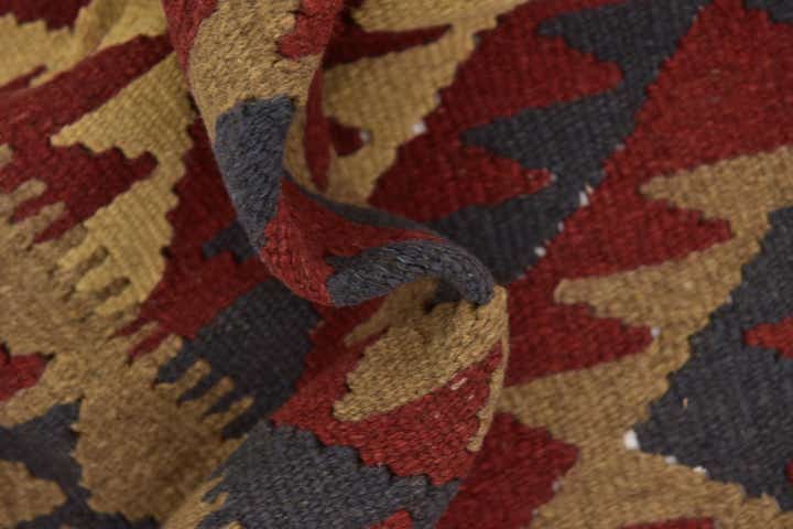4' 9 x 8' 4 Hand Woven Kilim Maymana Wool Rug