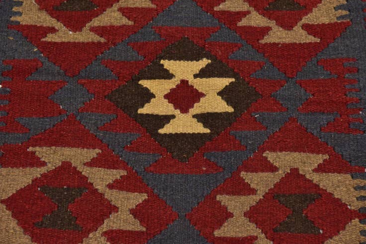 Detail image of 4' 9 x 8' 4 Hand Woven Kilim Maymana Wool Rug