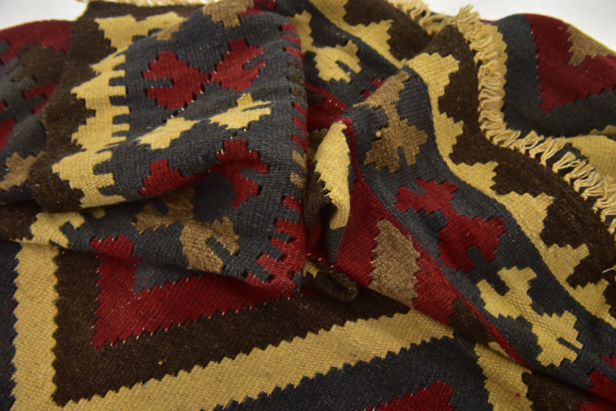5' 7 x 8' 5 Hand Woven Kilim Maymana Wool Rug