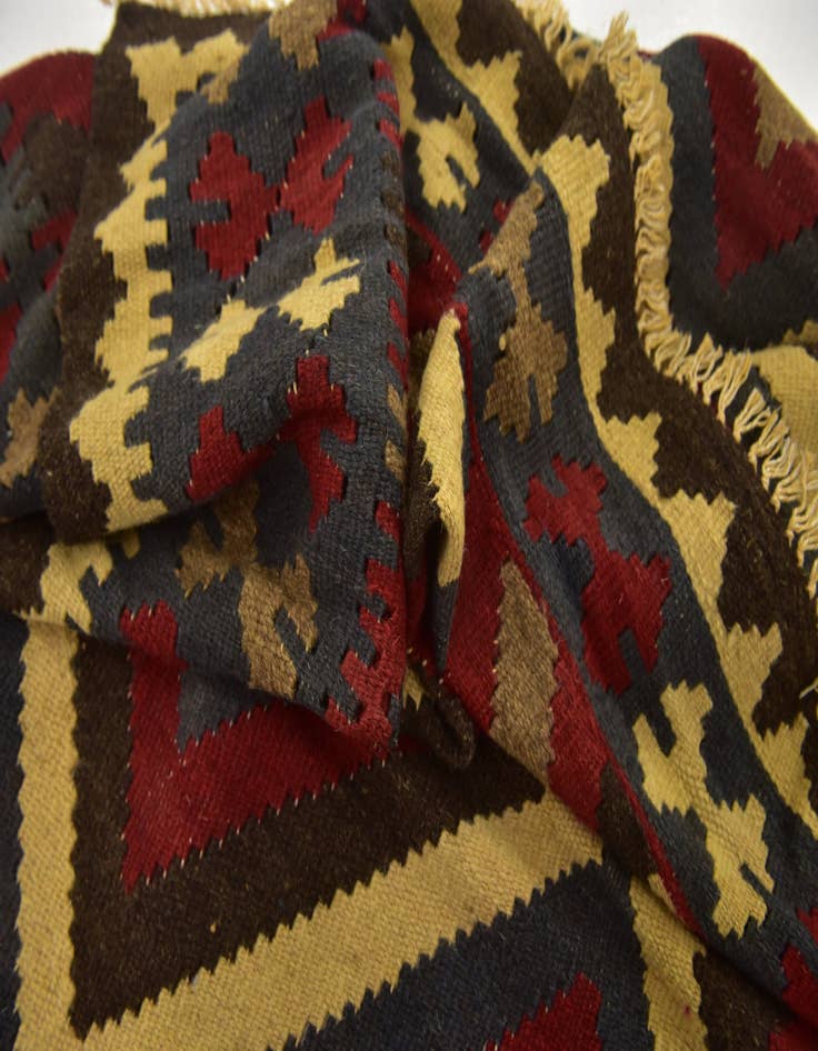 Detail image of 5' 7 x 8' 5 Hand Woven Kilim Maymana Wool Rug