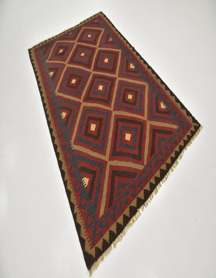 Detail image of 5' 5 x 8' Hand Woven Kilim Maymana Wool Rug