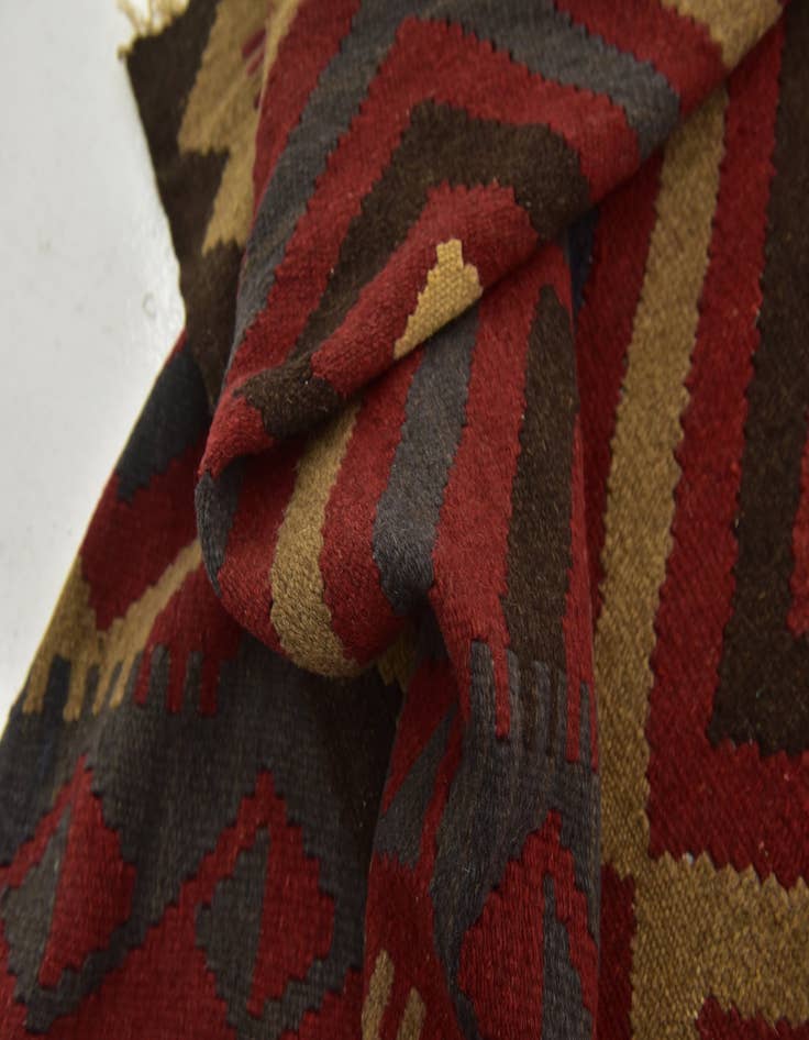 Detail image of 5' 5 x 8' Hand Woven Kilim Maymana Wool Rug