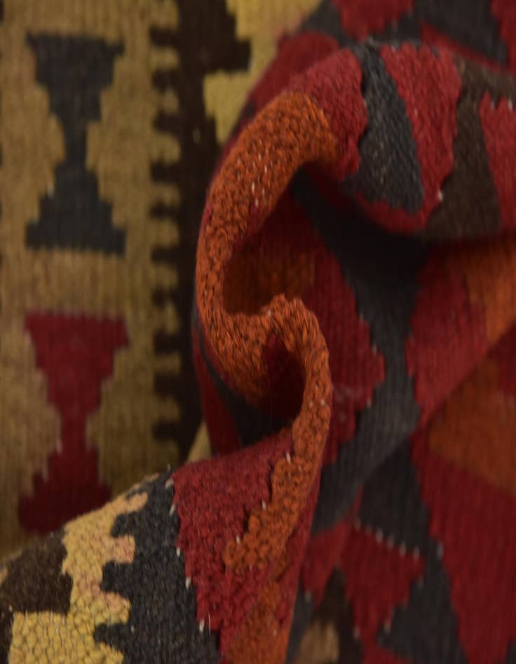 Detail image of 3' 5 x 6' 6  Hand Woven Kilim Maymana Wool Rug