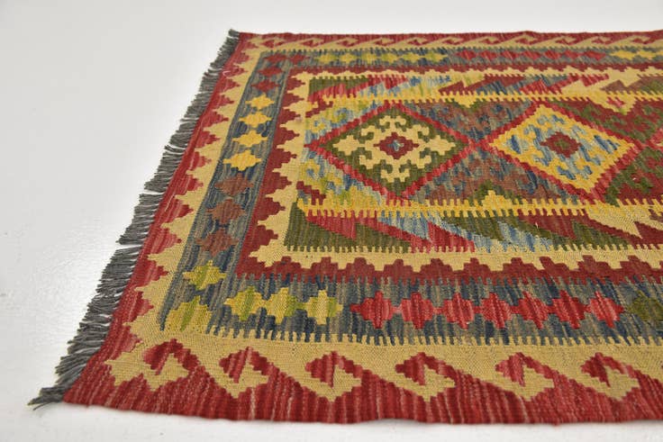 Detail image of 3' 7 x 6' 9 Hand Woven Kilim Maymana Wool Rug