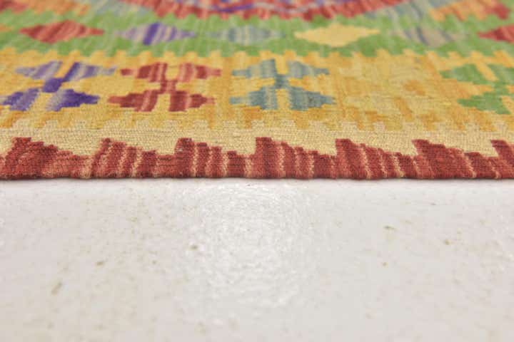 2' 6 x 4' Hand Woven Kilim Maymana Wool Rug